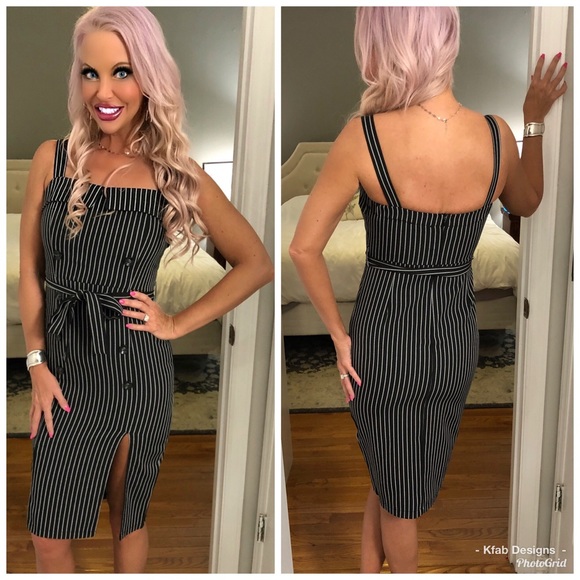 ❤️LAST 1! 💕Gorgeous Black Pinstriped Dress! - Picture 2 of 4